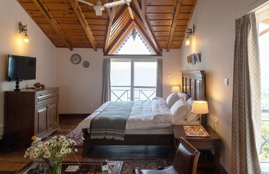 Best Hotel in Mukteshwar – Book Now for a Luxurious Mountain Escape