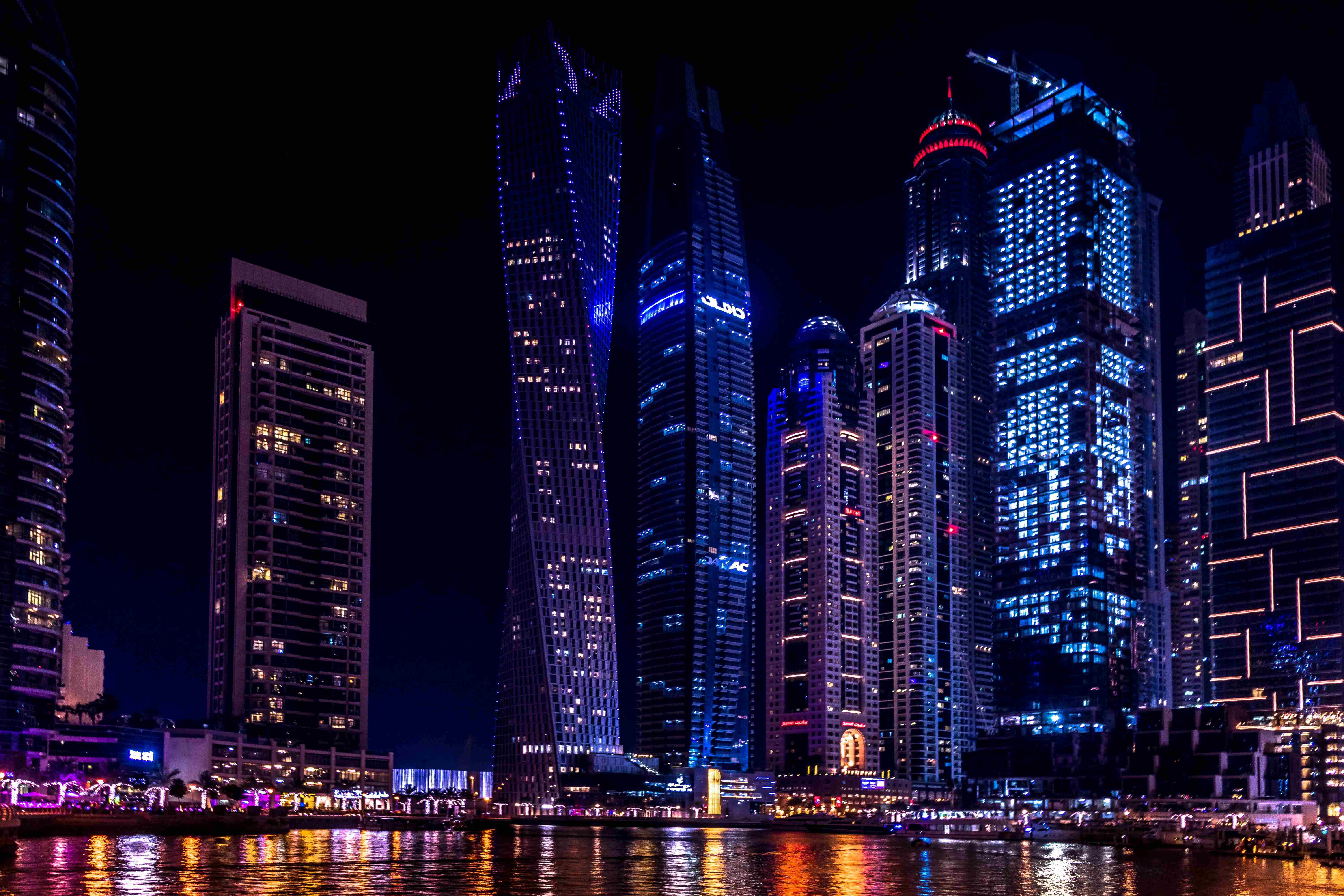 Book Dubai Tour Packages with Installment Payments Feature