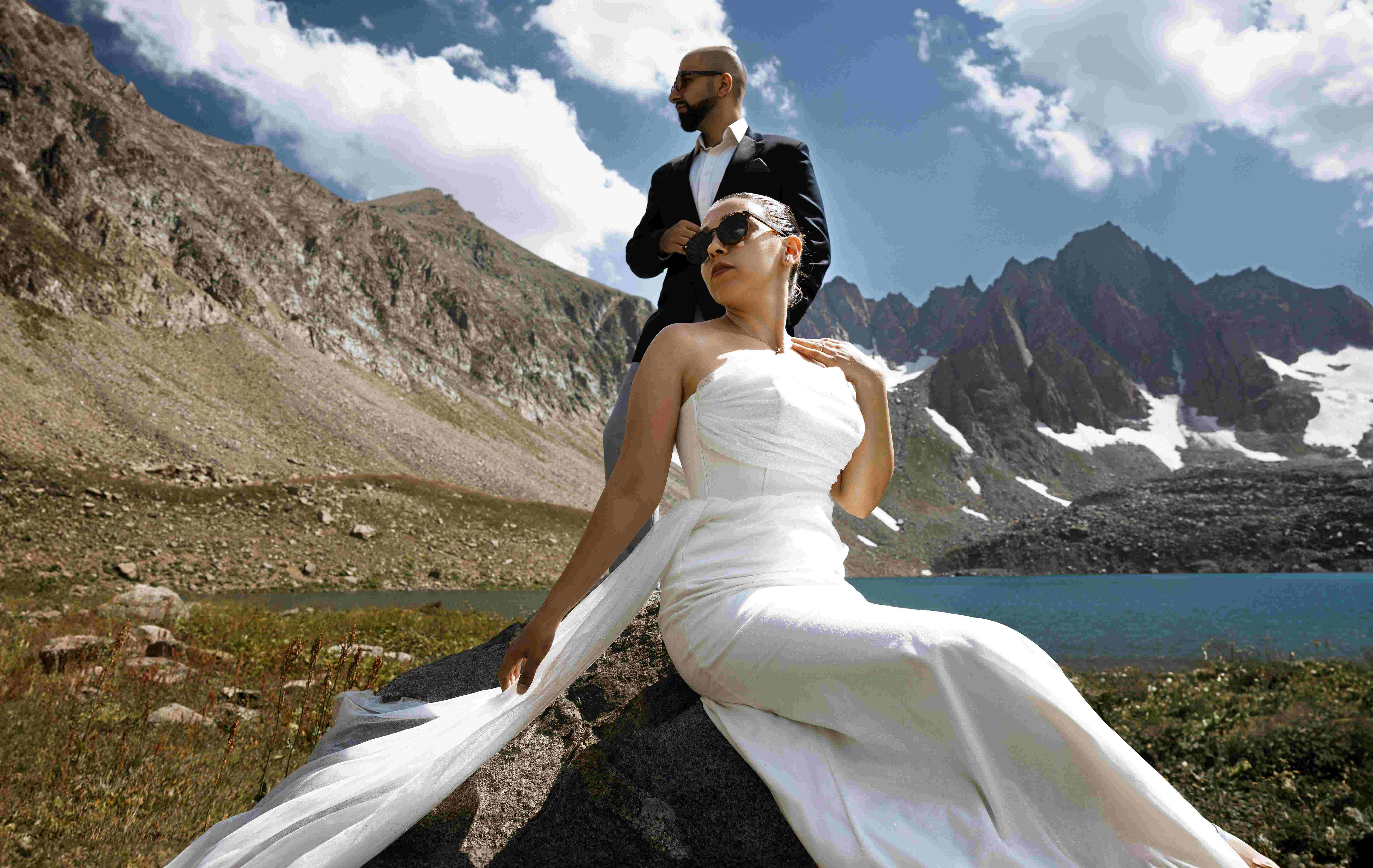 Looking for the Best Kerala Honeymoon Tours?